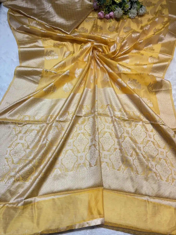 NEELAM TRADERS NEW LAUNCH BANARSI ZARI SAREE