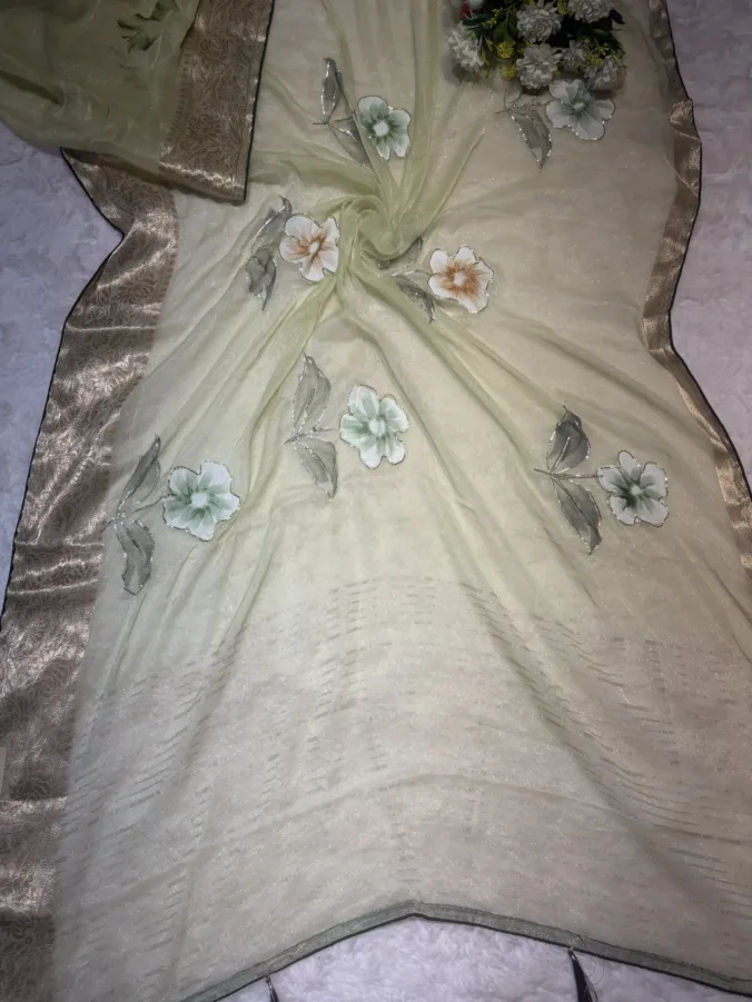 NEELAM TRADERS NEW LAUNCH HANDPAINT SAREE GREEN