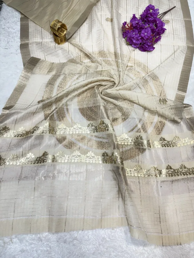 NEELAM TRADERS NEW LAUNCH Trending Moonga silk fabric saree with handmand gotta patti work with zari checks all over