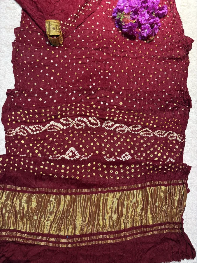 NEELAM TRADERS NEW LAUNCH TRENDING Hand made Raai bandhej saree with pallu lakdi patta in pure fabric