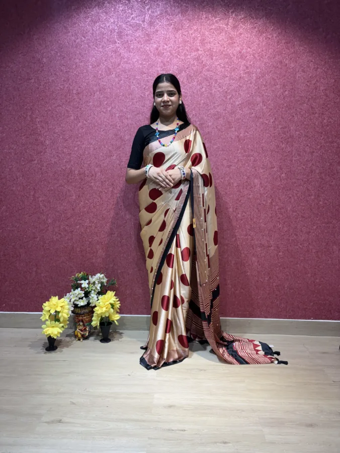 NEELAM TRADERS NEW LAUNCH TRENDING viral polka dot saree with heavy tasals at pallu in sattan silk fabric