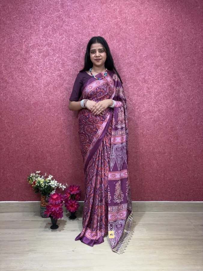NEELAM TRADERS NEW LAUNCH TRENDING EXCLUSIVE MIRROR WORK SAREE WITH ELPHANT DESIGN AT PALLU IN SOFT SILK FABRIC