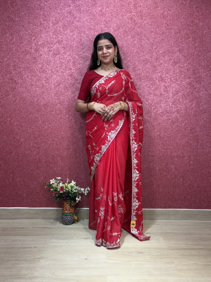 NEELAM TRADERS NEW LAUNCH TRENDING  Best Gift For Rakshabandhan swam special saree in Georgette fabric with thread work all over
