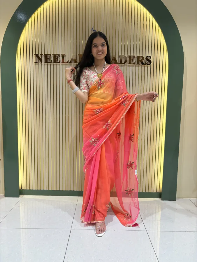 NEELAM TRADERS NEW LAUNCH TRENDING MULTICOLOUR SHADE SAREE WITH ROYAL LOOK IN ROYAL CHIFFON FABRIC