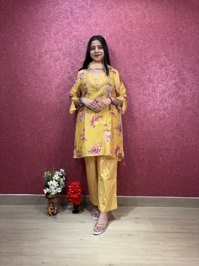 Elegant Floral Printed Suit Set with Beautiful Embroidered Neckline & Matching Straight Pants