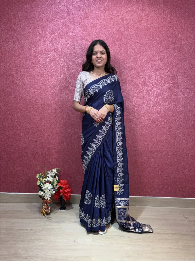 NEELAM TRADERS NEW LAUNCH TRENDING NEW GHATCHOLA PALLU SAREE WITH PITTAN WORK ALL OVER SAREE IN SOFT SILK FABRIC