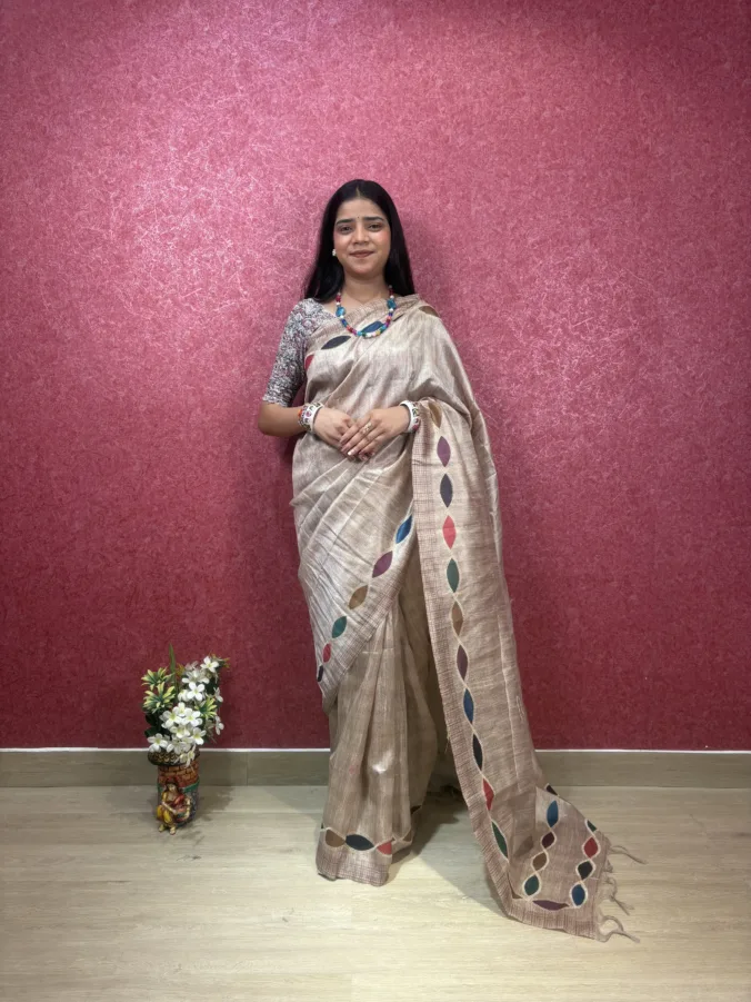 NEELAM TRADERS NEW LAUNCH WEDDING SPECIAL BANDHEJ TOUCH SAREE WITH HEAVY BANDHEJ DESIGN PALLU  IN KHADI SILK FABRIC