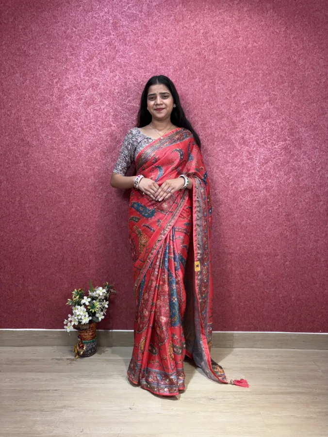 NEELAM TRADERS NEW LAUNCH VIRAL KALAMKARI SAREE WITH TASSALS & MIRROR WORK AT PALLU ALL OVER IN SOFT SILK FABRIC