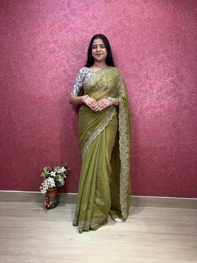 NEELAM TRADERS NEW LAUNCH HEAVY PARTYWEAR SAREE WITH THREAD AND PITTAN WORK ALL OVER IN SOFT SILK FABRIC