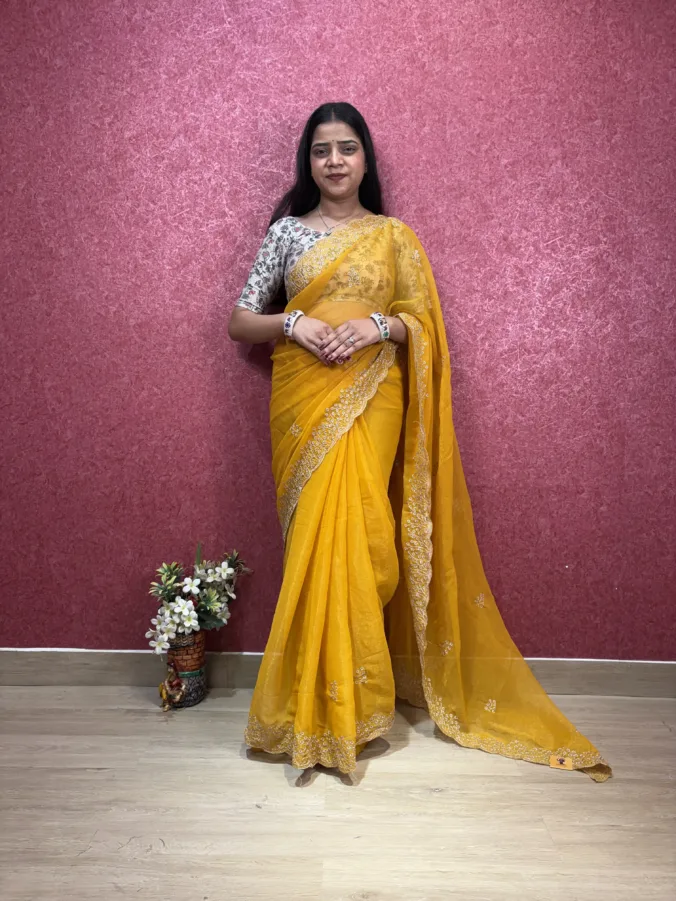 NEELAM TRADERS NEW LAUNCH HEAVY PARTYWEAR SAREE WITH THREAD AND PITTAN WORK ALL OVER IN SOFT SILK FABRIC