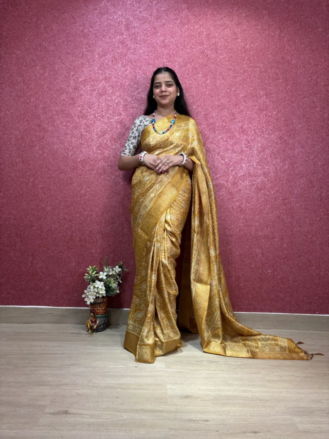 NEELAM TRADERS NEW LAUNCH DIGITAL PRINT SAREE WITH HEAVY VISCOSS ZARI BORDER IN SOFT SILK FABRIC