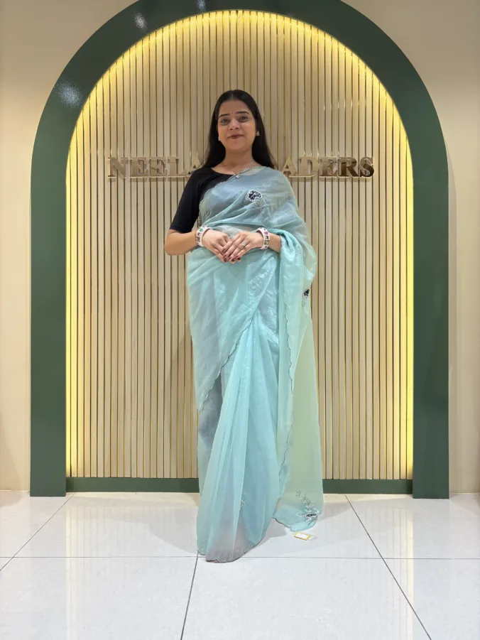 NEELAM TRADERS NEW LAUNCH BANDHEJ BLOUSE SAREE WITH HEAVY CUTWORK AND APPLIC WORK ALL OVER IN TISSUE FABRIC
