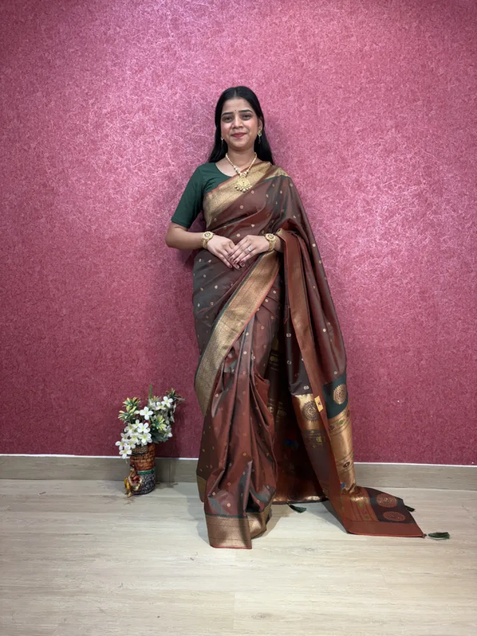 NEELAM TRADERS NEW LAUNCH SOUTH INDIAN KANJVARAM SAREE WITH HEAVY ZARI WEAVING WORK ALL OVER IN SOFT SILK FABRIC